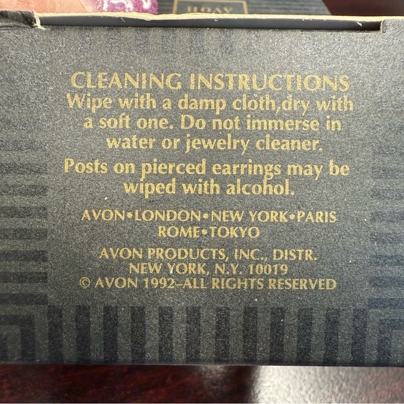 Avon “Rhinestone Cross” Dainty Goldtone clip Earrings with Sparkling Stones NIB - Picture 3 of 5